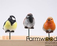 Roodborstje op 9 cm stok (Merk: Farmwood)